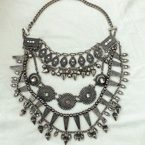 ZARA SILVER STATEMENT NECKLACE